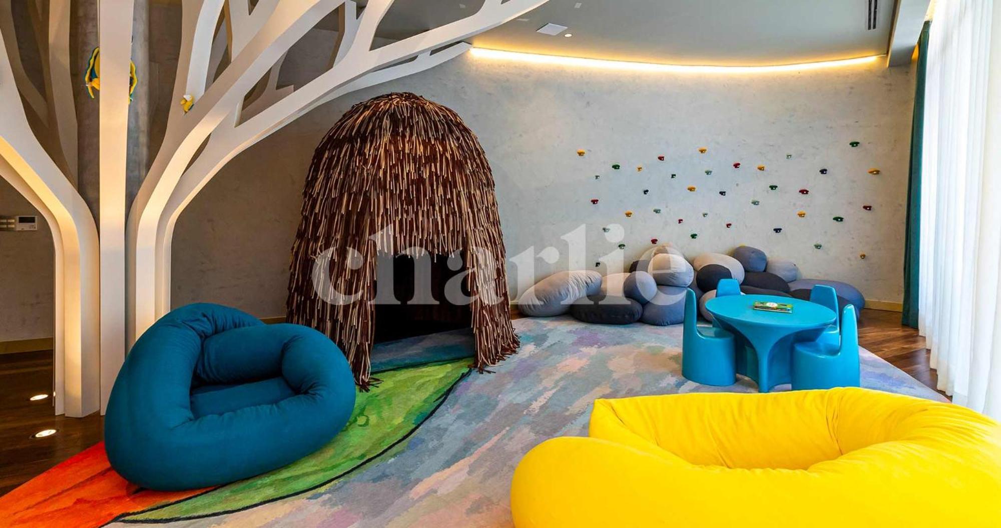 Charlie Olimpia Luxury Residences *